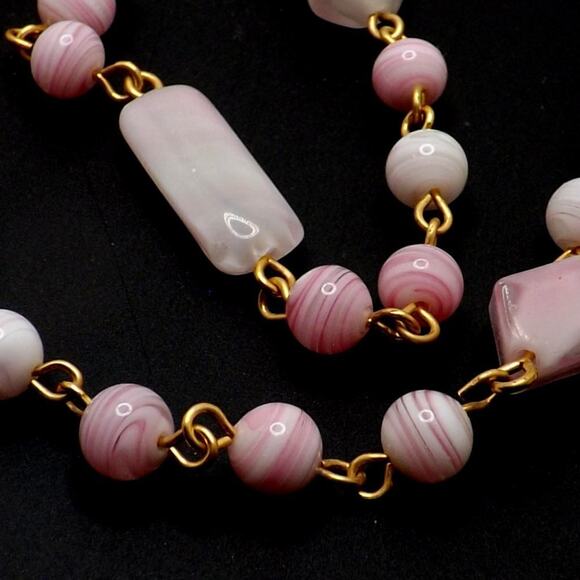 Pink Art Glass Beaded Necklace, Gold Tone Wire Wrap, Vintage, 23 Inch, No Clasp - Picture 2 of 11